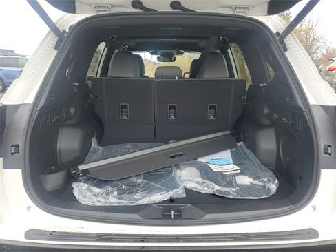 New 2025 Subaru Forester Limited image 9