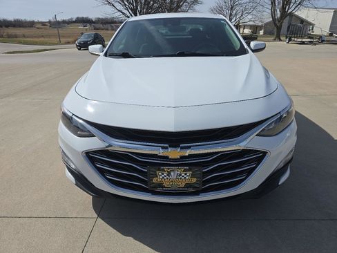 Used 2023 Chevrolet Malibu LT image 8