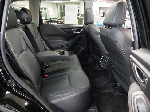 Used 2020 Subaru Forester Limited image 31