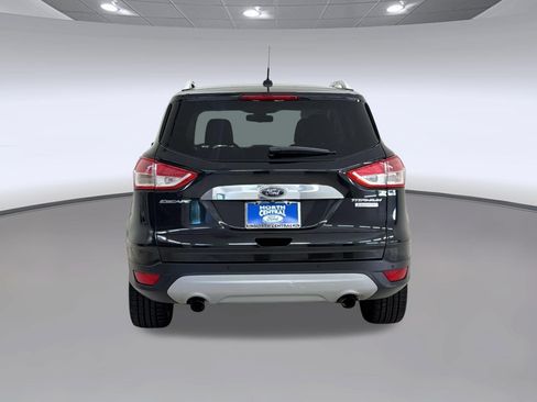 Used 2015 Ford Escape Titanium w/ Equipment Group 301A FWD image 10