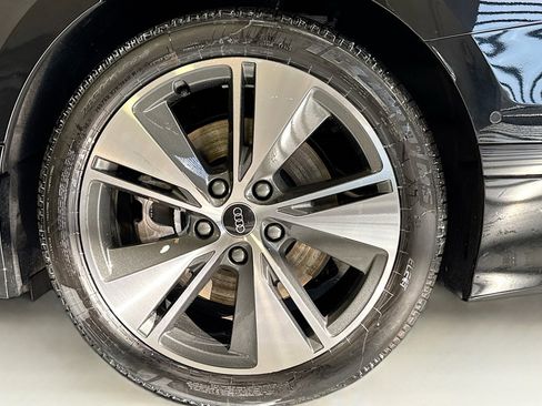 Used 2025 Audi A6 e-tron Prestige w/ Black Warm Weather Package image 29