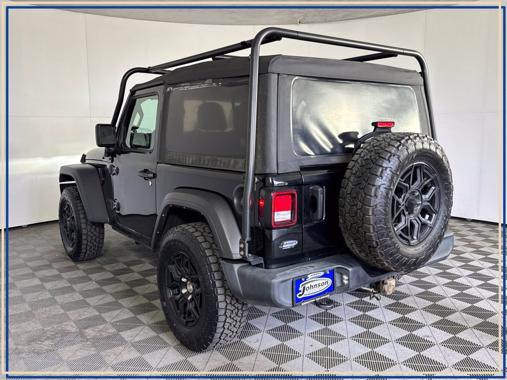 Used 2022 Jeep Wrangler Sport AWD/4WD image 11
