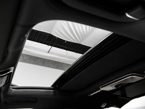 Used 2024 Mercedes-Benz Maybach S 680 4MATIC image 33