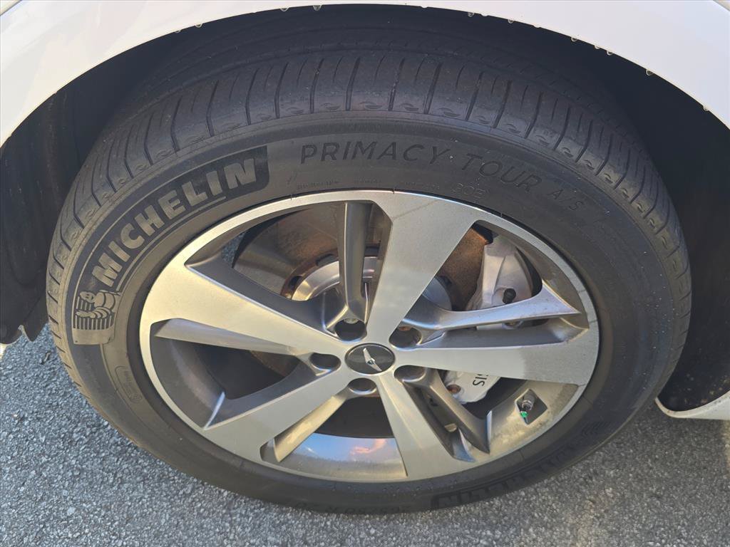 Used 2023 Genesis GV80 2.5T w/ Advanced Package AWD/4WD image 4