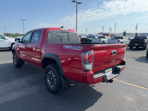 Used 2023 Toyota Tacoma TRD Off-Road w/ TRD Premium Off Road Package AWD/4WD image 6