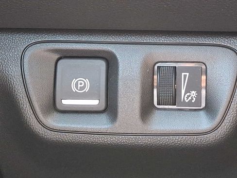 Used 2023 GMC Acadia SLE w/ Driver Convenience Package AWD/4WD image 26