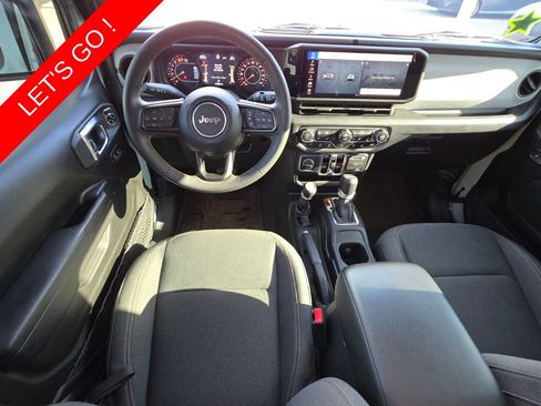 Used 2024 Jeep Wrangler Unlimited Sport AWD/4WD image 6