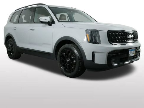 Used 2024 Kia Telluride SX Prestige X-Pro AWD/4WD image 3