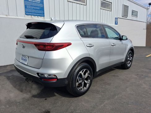 Used 2020 Kia Sportage LX AWD/4WD image 7