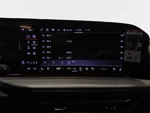 New 2025 Audi Q5 Prestige image 21