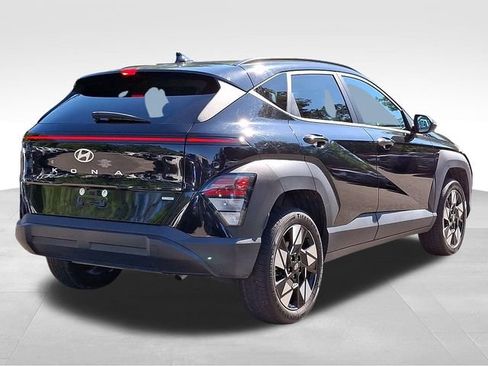 Used 2024 Hyundai Kona SEL AWD/4WD image 6