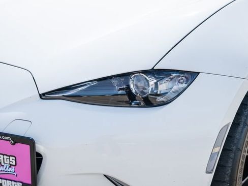 Used 2017 MAZDA MX-5 Miata Club w/ Brembo/BBS Package image 50