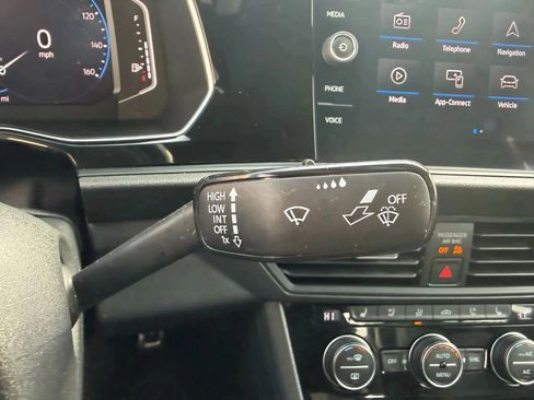 Used 2021 Volkswagen Jetta GLI Autobahn w/ GLI Autobahn Black Package image 15