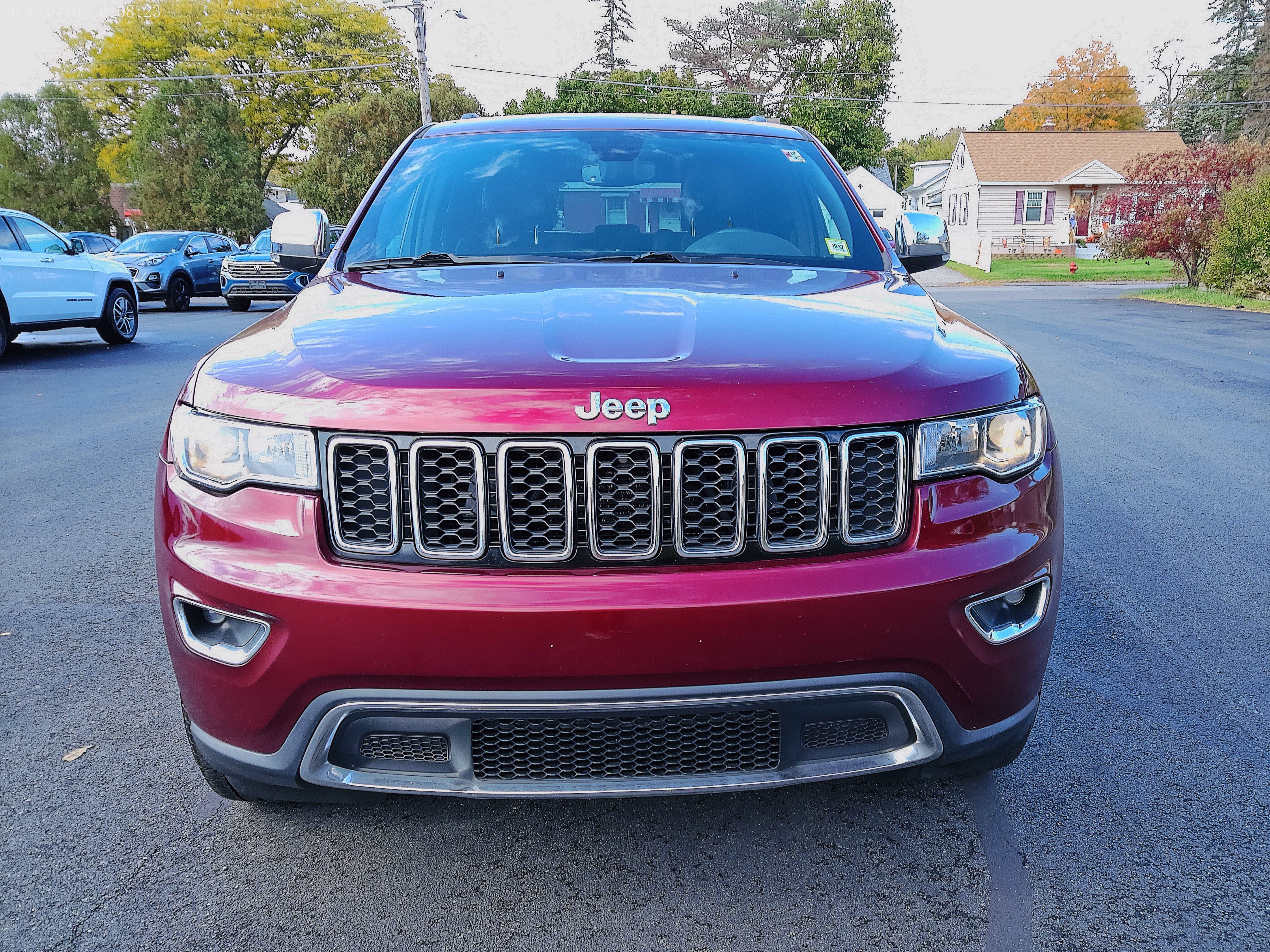 Used 2018 Jeep Grand Cherokee Limited AWD/4WD image 14