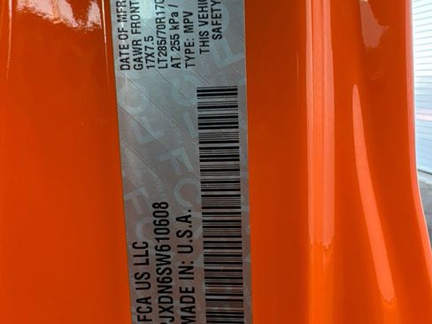 Used 2025 Jeep Wrangler Unlimited Sport AWD/4WD image 36