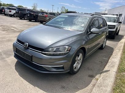 Used 2018 Volkswagen Golf SE