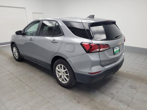 Used 2024 Chevrolet Equinox LS w/ LS Convenience Package FWD image 5