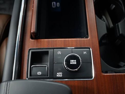 Used 2024 Lincoln Navigator L Reserve AWD/4WD image 21