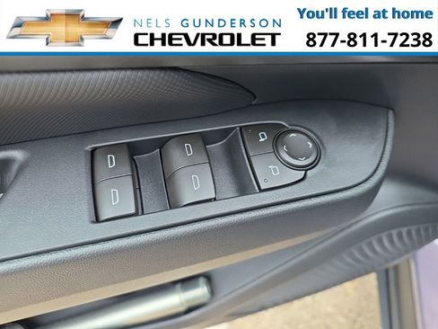 New 2026 Chevrolet Equinox EV LT image 17