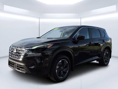Used 2025 Nissan Rogue SV FWD image 7