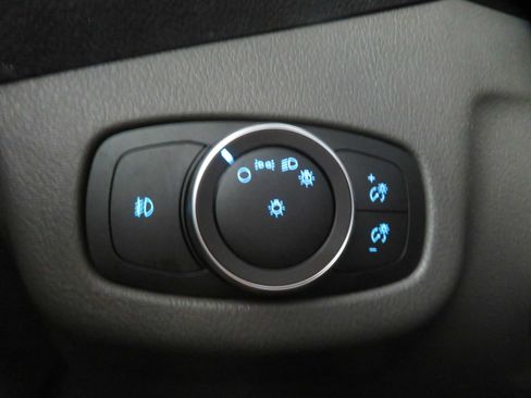 Used 2020 Ford Transit Connect XLT FWD image 35