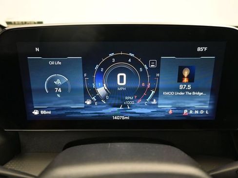 Used 2026 Chevrolet Traverse LT FWD image 5