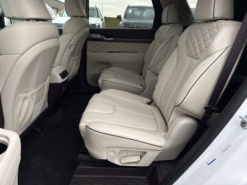 Used 2020 Hyundai Palisade Limited w/ Winter Weather Package image 22