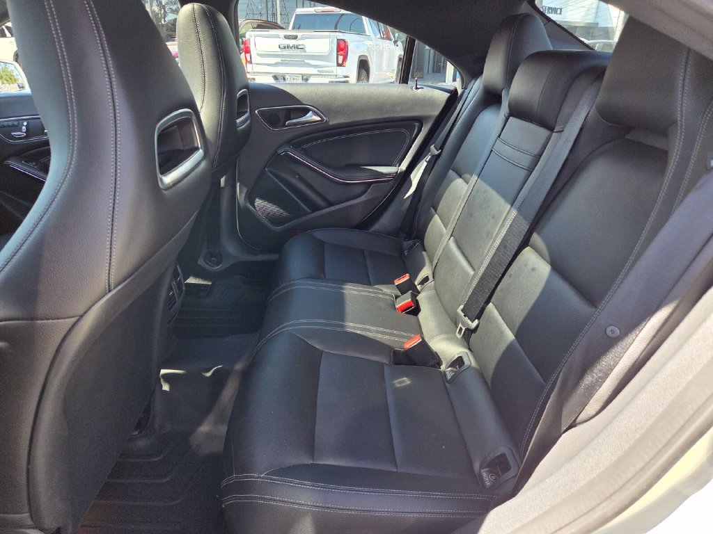Used 2018 Mercedes-Benz CLA 250 4MATIC image 6