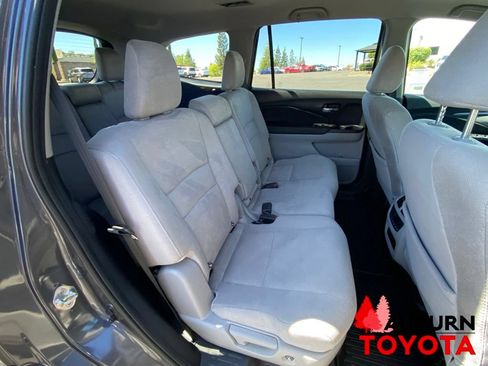 Used 2019 Honda Pilot EX image 18