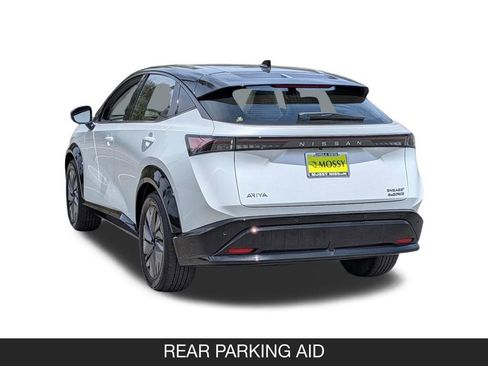 Used 2024 Nissan Ariya AWD image 7
