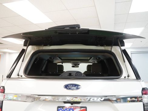 Used 2021 Ford Expedition Limited AWD/4WD image 10