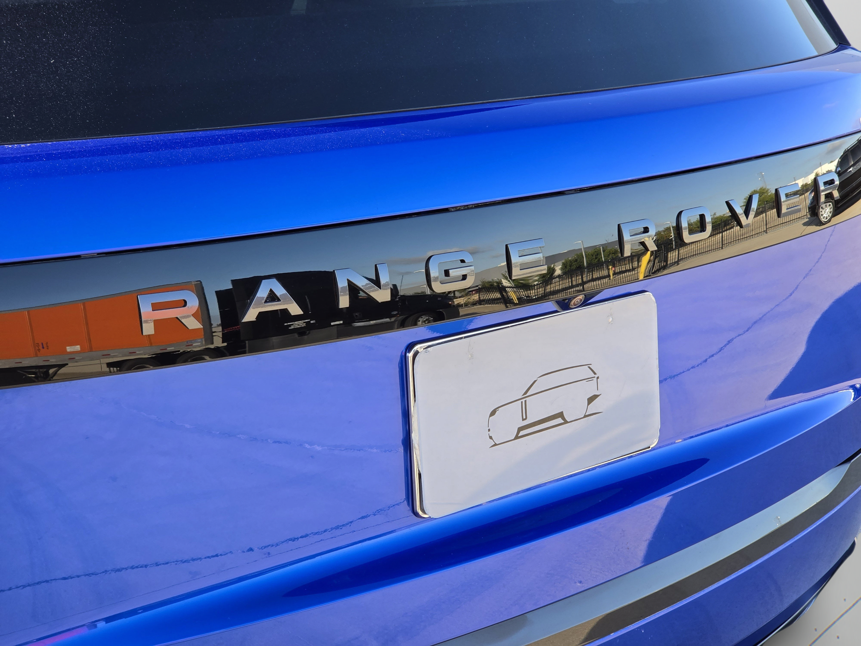 New 2026 Land Rover Range Rover Long Wheelbase SE AWD/4WD image 32