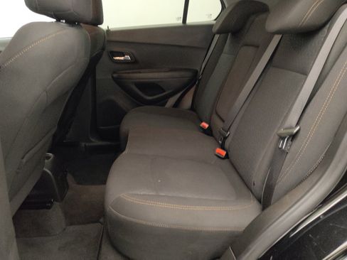 Used 2020 Chevrolet Trax LS w/ Tint and Cruise Package FWD image 18