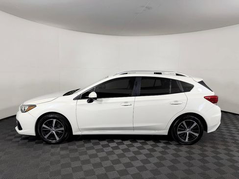 Used 2021 Subaru Impreza 2.0i Premium AWD/4WD image 17