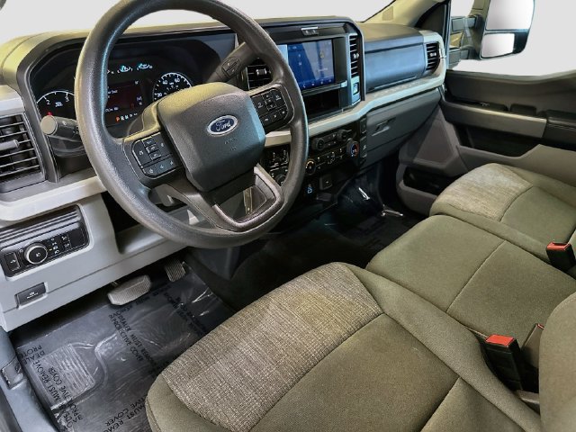 Used 2025 Ford F250 XLT w/ FX4 Off-Road Package AWD/4WD image 9