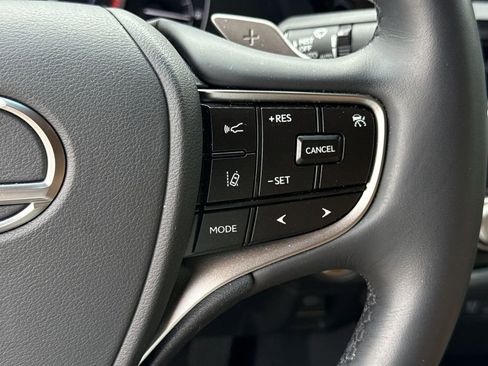 Used 2025 Lexus ES 350 w/ Premium Package FWD image 27