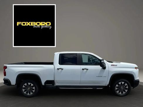 Used 2024 Chevrolet Silverado 2500 Custom w/ Custom Value Package AWD/4WD image 4