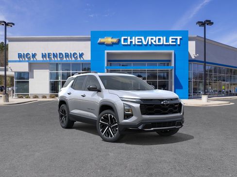 New 2026 Chevrolet Equinox RS FWD image 2