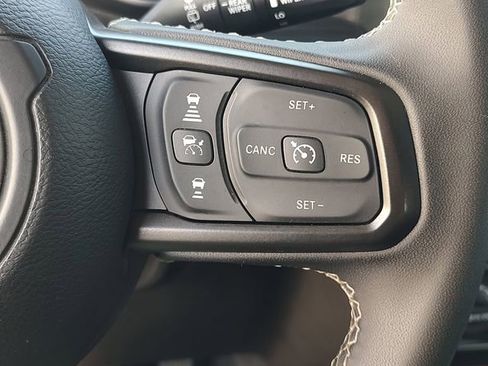 Certified 2025 Jeep Wrangler Unlimited Rubicon image 20