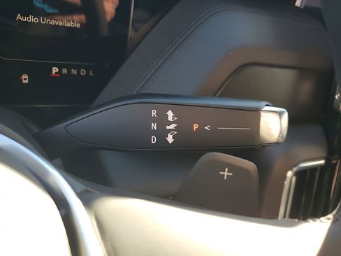 New 2026 GMC Yukon Denali w/ Sun & Power Step Package image 37