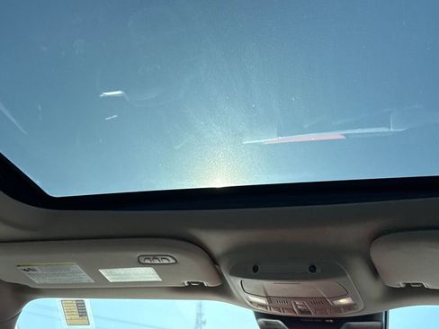 Certified 2022 Ford Expedition XLT image 17