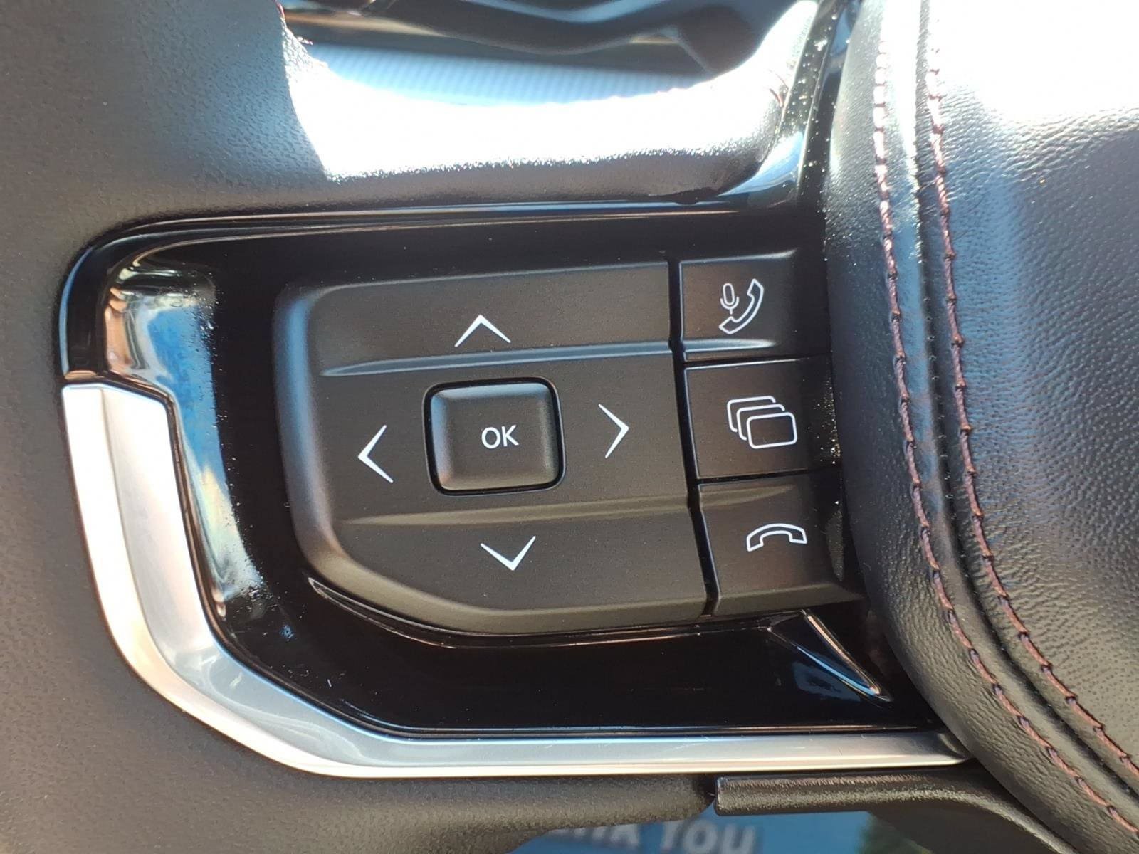 Used 2024 Jeep Wagoneer Launch Edition AWD/4WD image 16