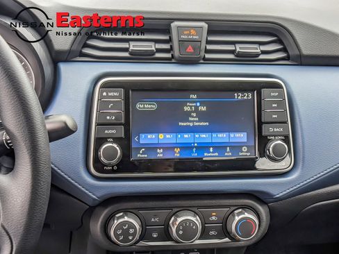 New 2025 Nissan Versa SV image 12