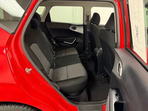 Used 2022 Kia Soul LX w/ Technology Package image 14