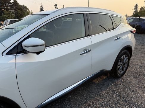 Used 2018 Nissan Murano SL AWD/4WD image 10