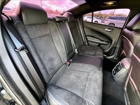 Used 2022 Dodge Charger Scat Pack w/ Plus Group image 19