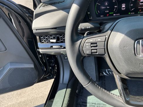 Used 2024 Honda Accord EX-L image 19
