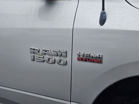 Used 2013 RAM 1500 Express image 10