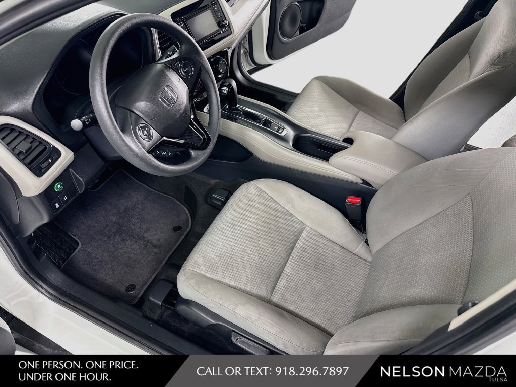 Used 2022 Honda HR-V LX image 18