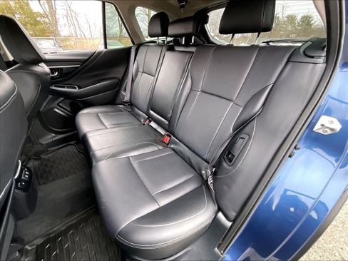 Used 2022 Subaru Outback Limited image 15